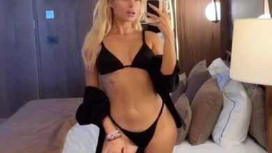 Photo of Певица Ханна показала фигуру в крошечном купальнике